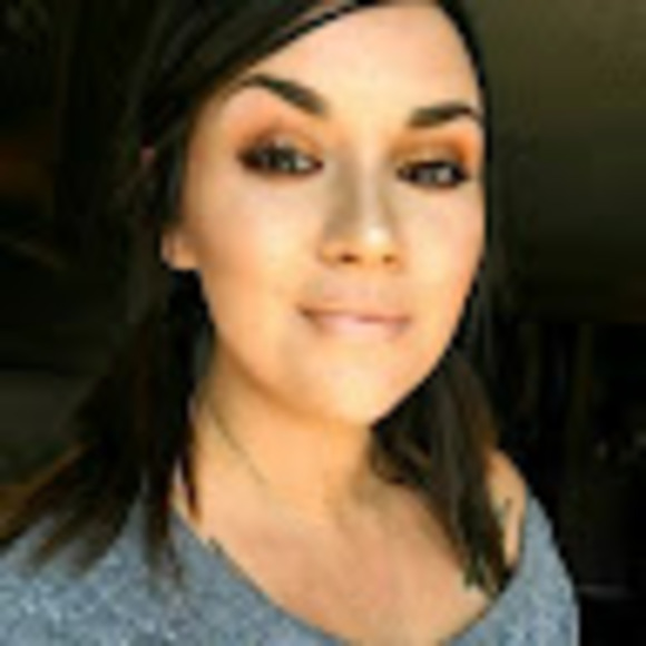 Meet your Posher, Jocelyne - Picture 1 of 1